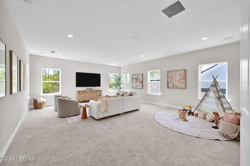 6 Bedroom Single Family Home/House's Image 78