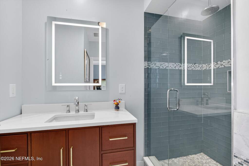 3 Bedroom Single Family Home/House's Image 33