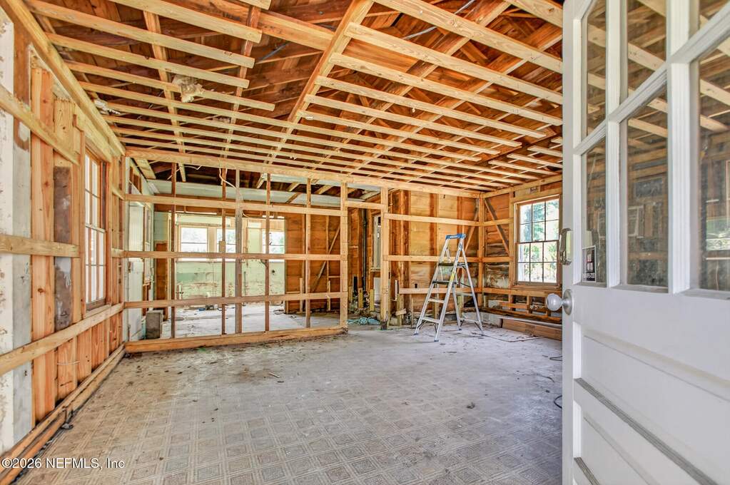 3 Bedroom Single Family Home/House's Image 49