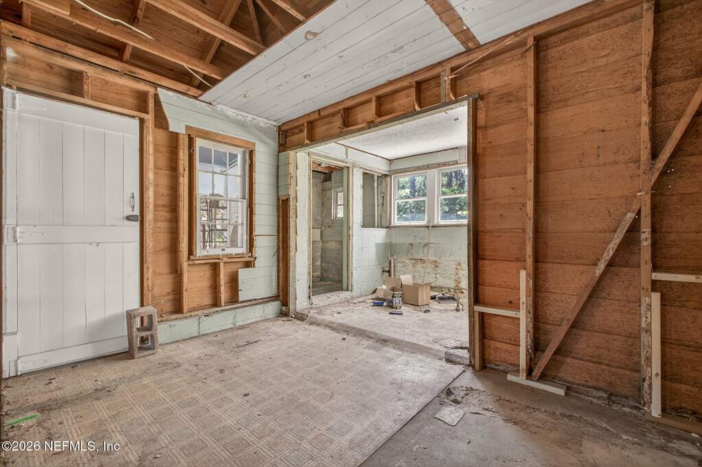 3 Bedroom Single Family Home/House's Image 52