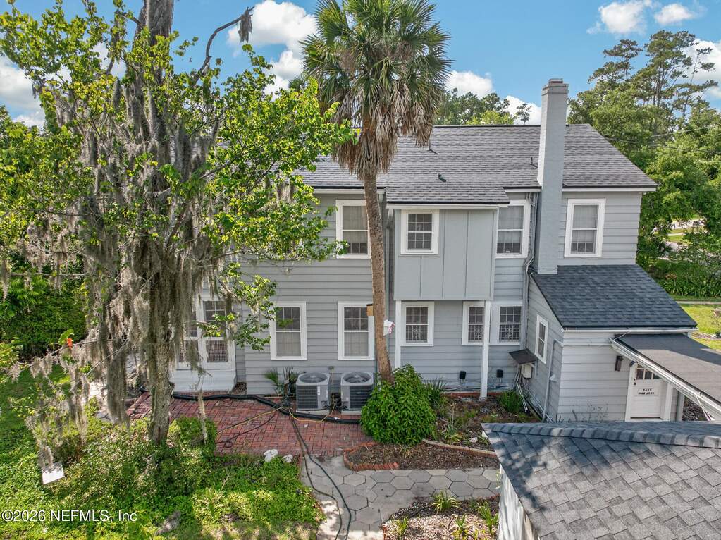3 Bedroom Single Family Home/House's Image 44