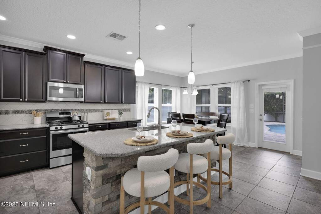 4 Bedroom Single Family Home/House's Image 13