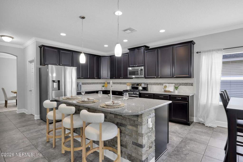 4 Bedroom Single Family Home/House's Image 15