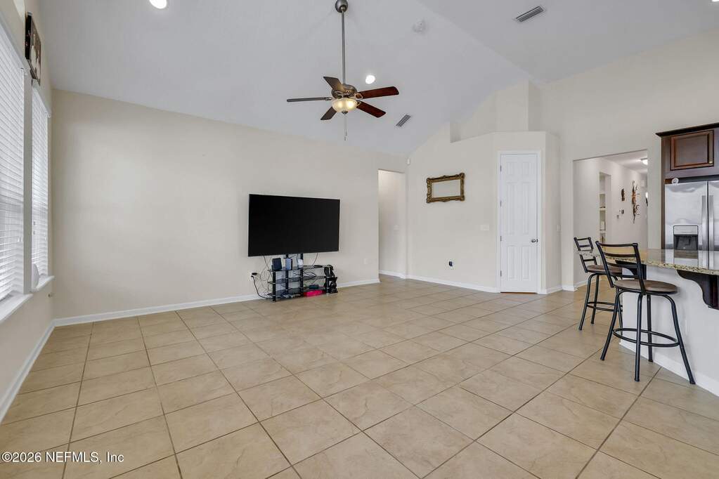 4 Bedroom Single Family Home/House's Image 12
