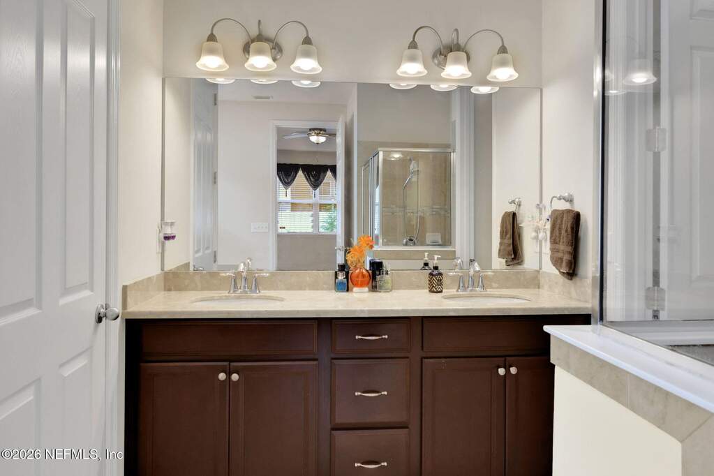 4 Bedroom Single Family Home/House's Image 19
