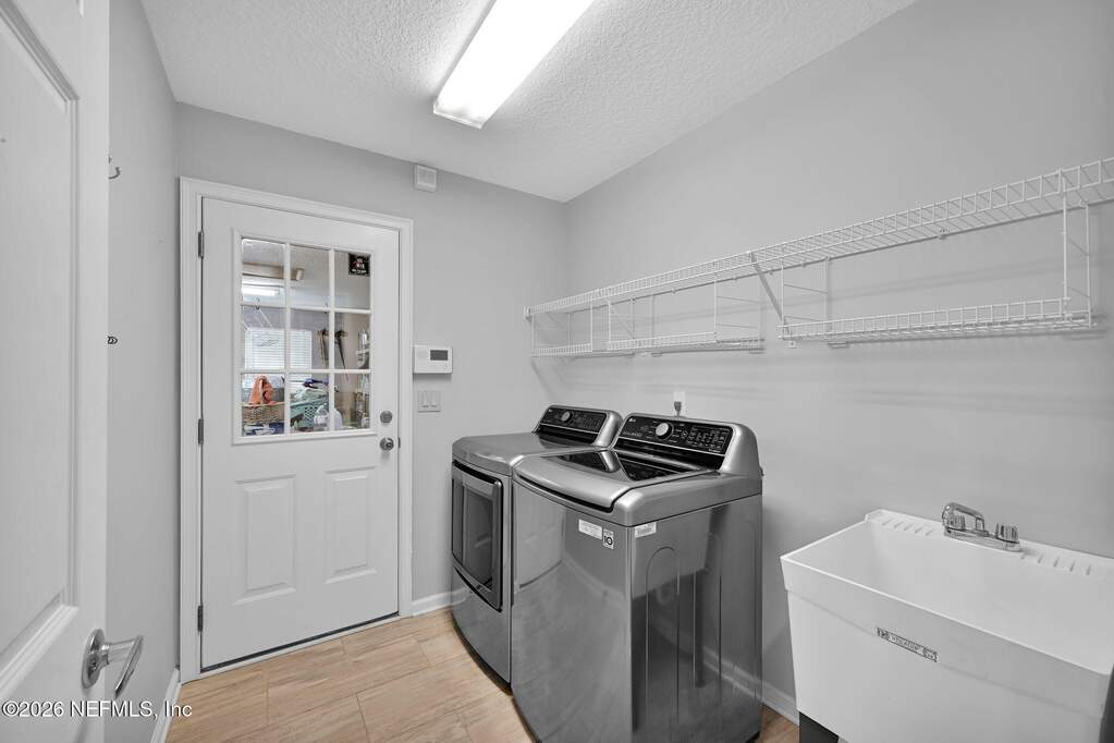 3 Bedroom Single Family Home/House's Image 42