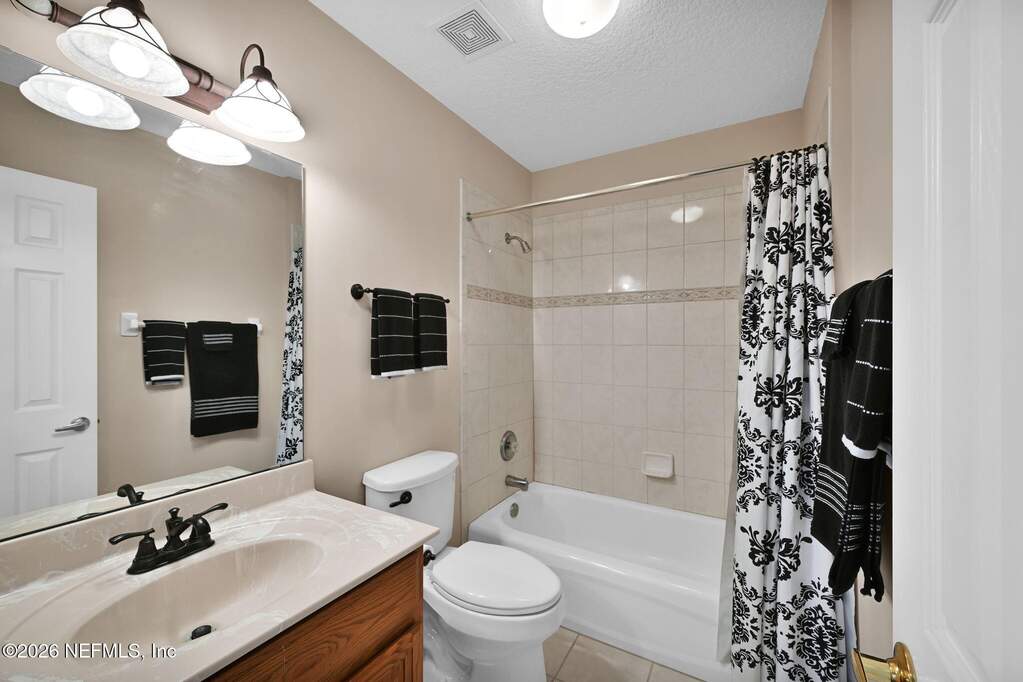 3 Bedroom Single Family Home/House's Image 49