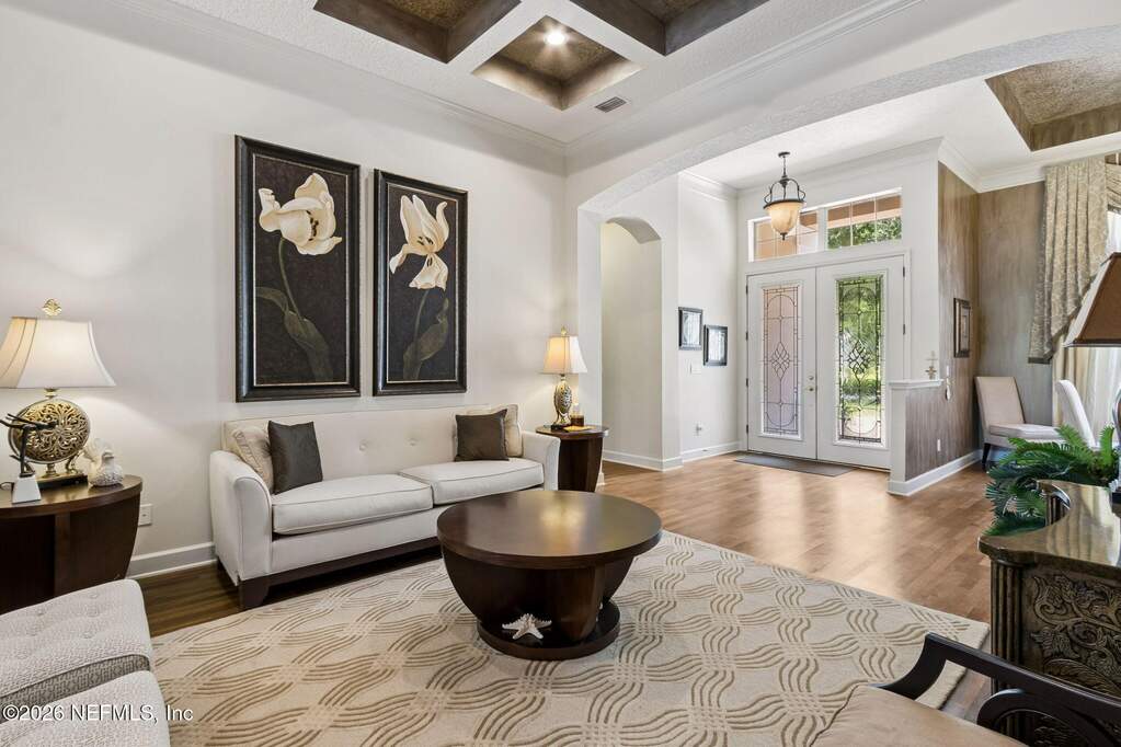 4 Bedroom Single Family Home/House's Image 3