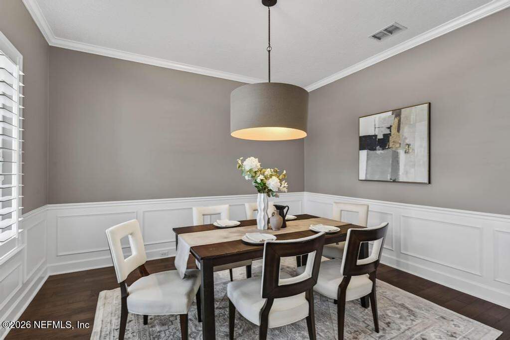 4 Bedroom Single Family Home/House's Image 12