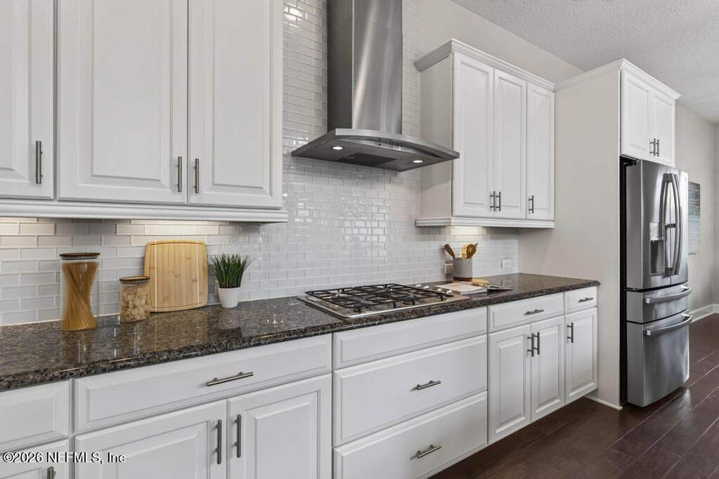 4 Bedroom Single Family Home/House's Image 34