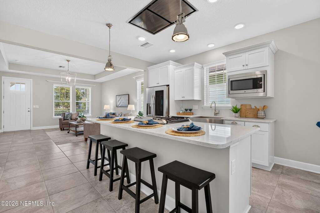 3 Bedroom Single Family Home/House's Image 14