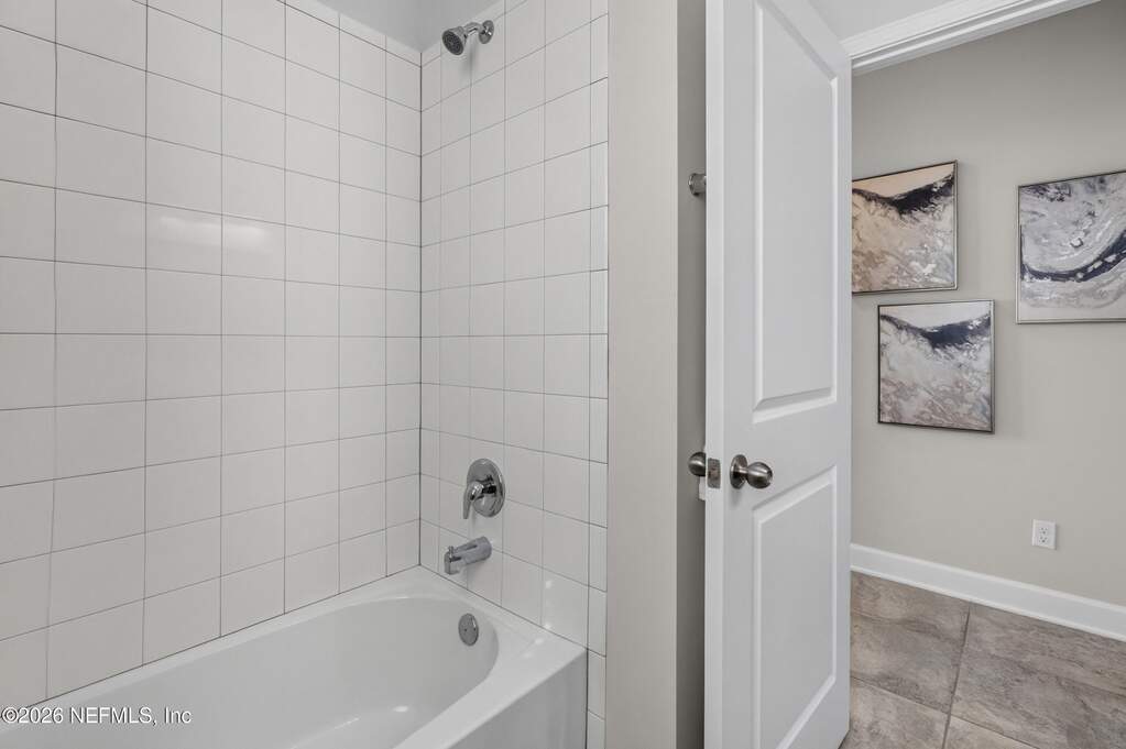 3 Bedroom Single Family Home/House's Image 27