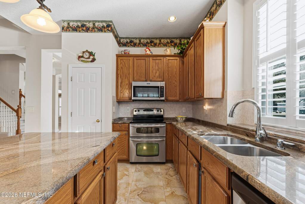 4 Bedroom Single Family Home/House's Image 12