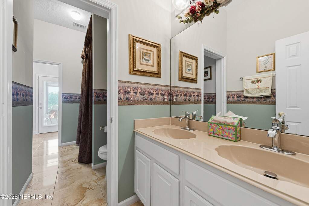 4 Bedroom Single Family Home/House's Image 22