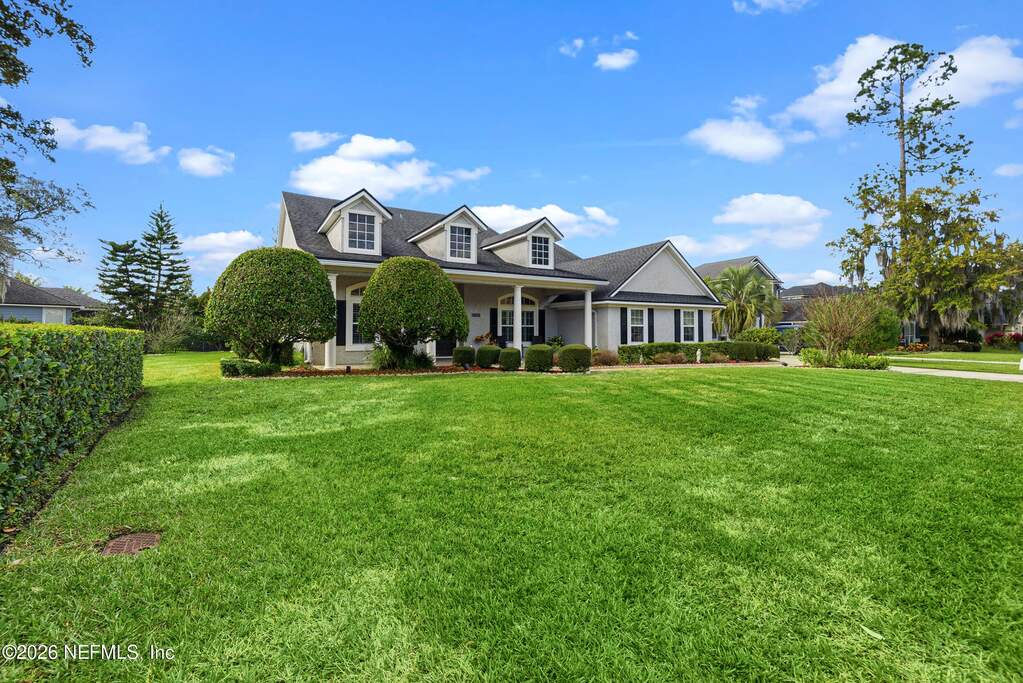 4 Bedroom Single Family Home/House's Image 3