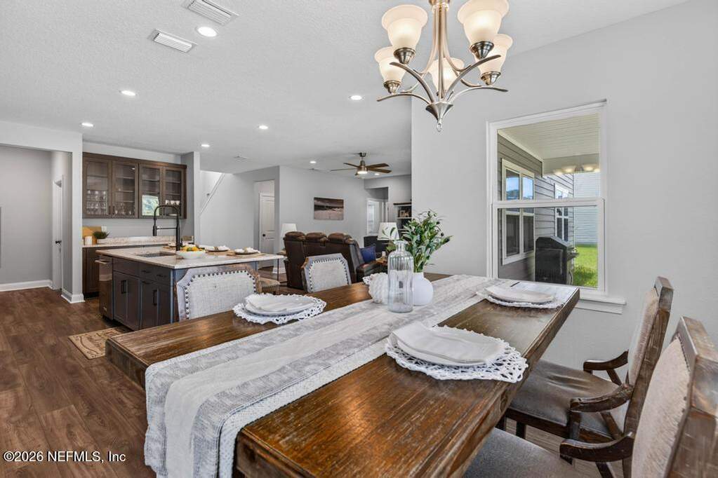 5 Bedroom Single Family Home/House's Image 27