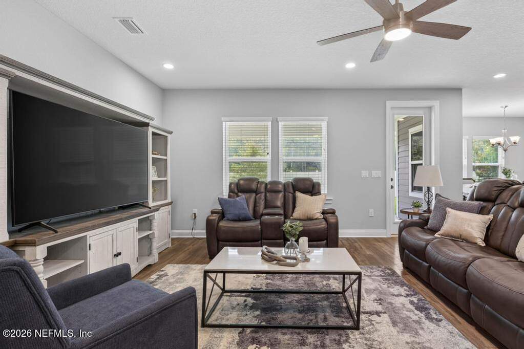 5 Bedroom Single Family Home/House's Image 29