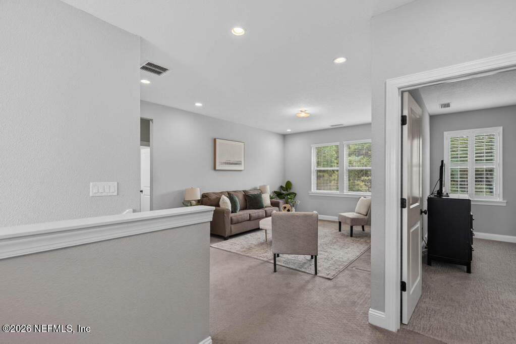 5 Bedroom Single Family Home/House's Image 44