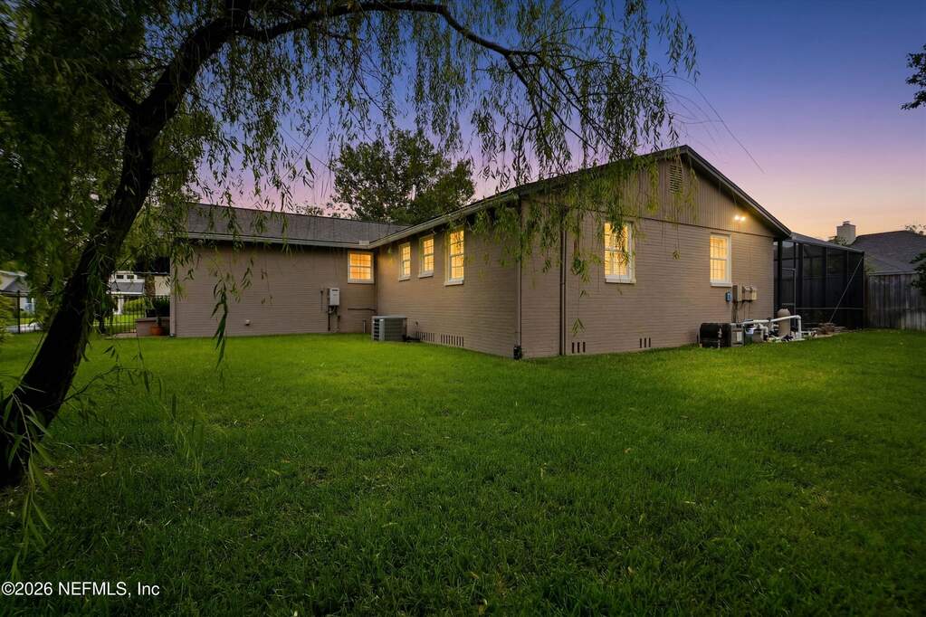 3 Bedroom Single Family Home/House's Image 29