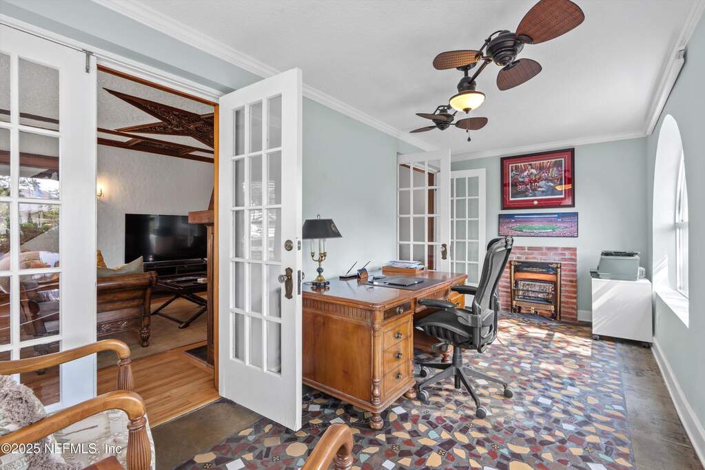 4 Bedroom Single Family Home/House's Image 13