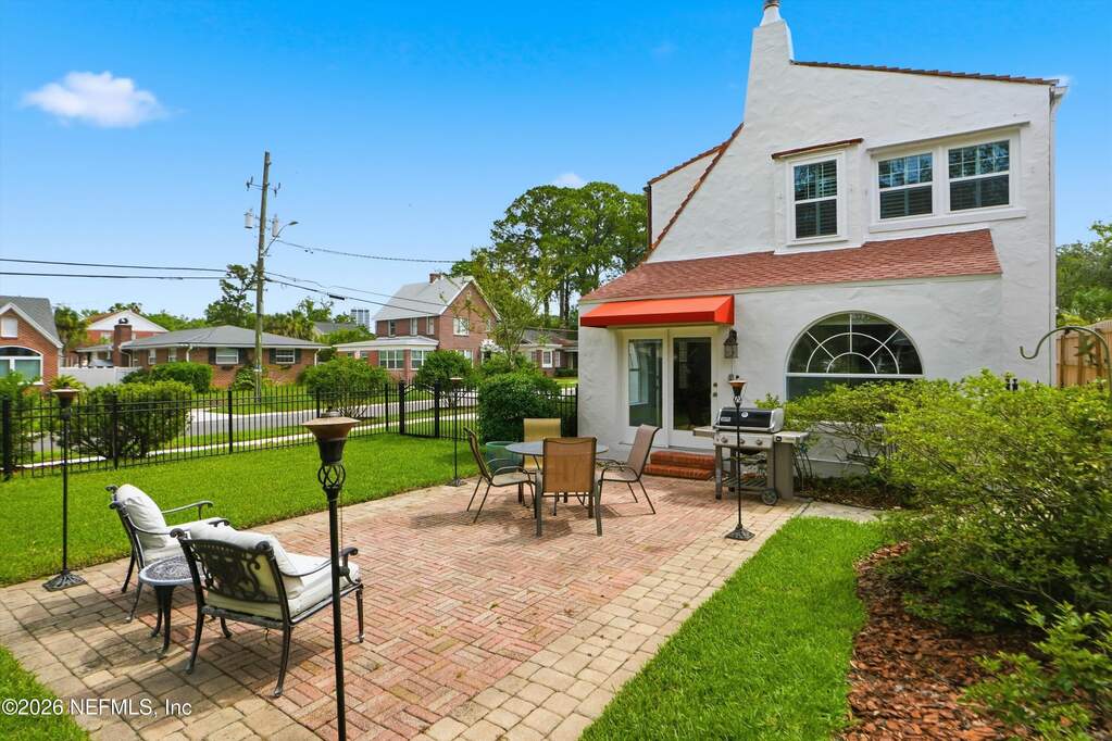 4 Bedroom Single Family Home/House's Image 40