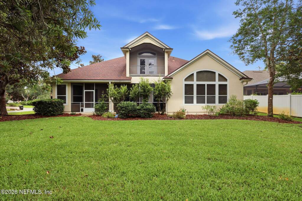 6 Bedroom Single Family Home/House's Image 30