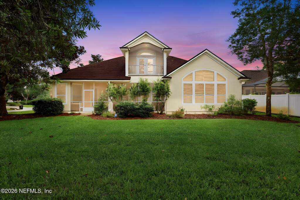 6 Bedroom Single Family Home/House's Image 31