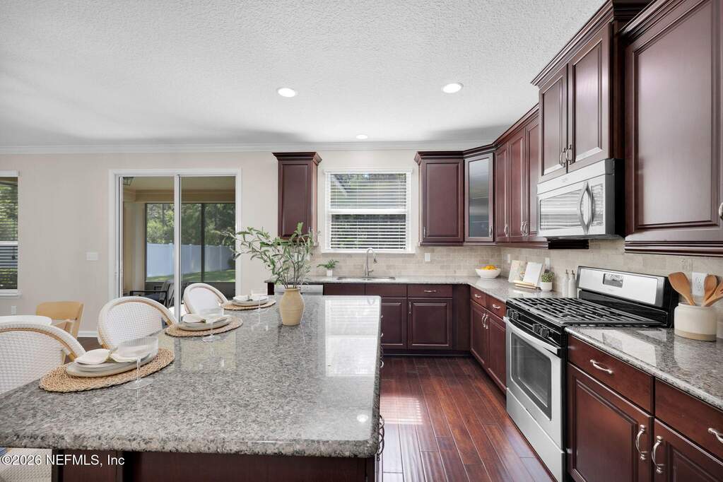 4 Bedroom Single Family Home/House's Image 23