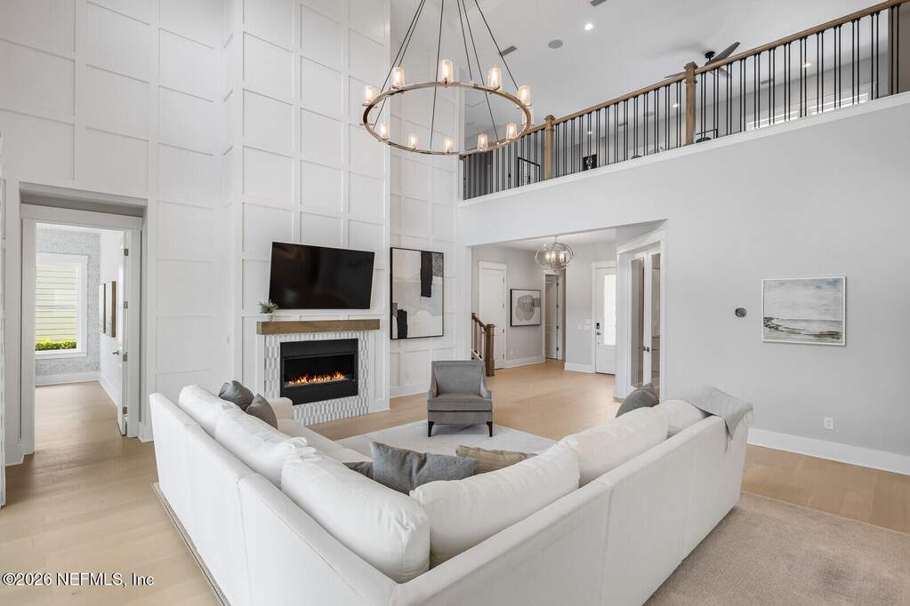 4 Bedroom Single Family Home/House's Image 7