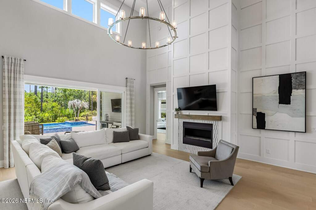 4 Bedroom Single Family Home/House's Image 10