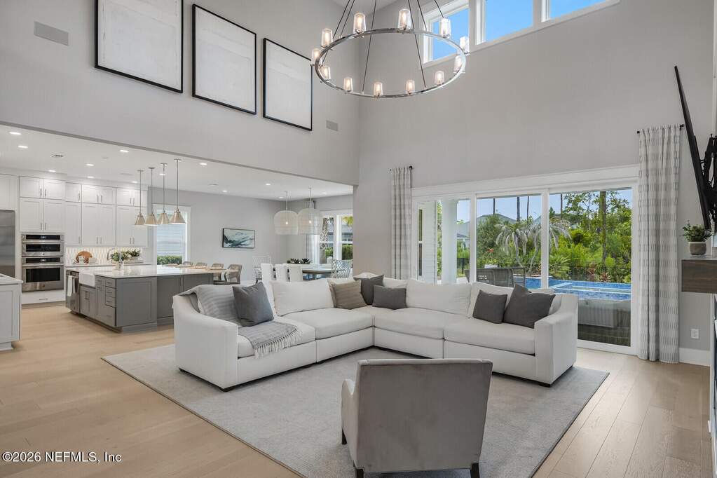 4 Bedroom Single Family Home/House's Image 5