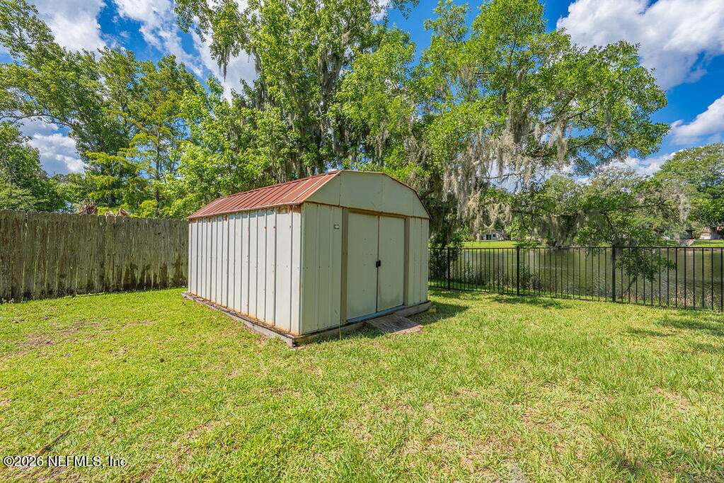 4 Bedroom Single Family Home/House's Image 32