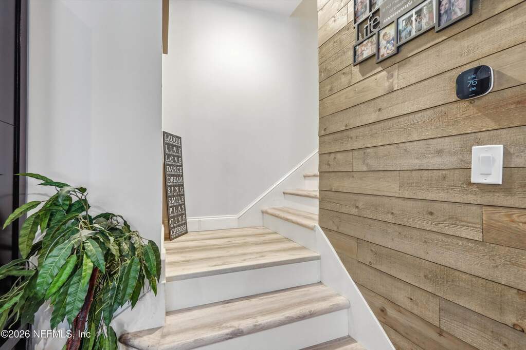 5 Bedroom Single Family Home/House's Image 23