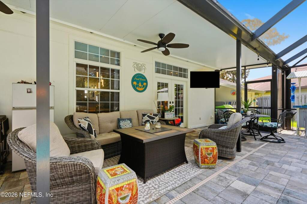 5 Bedroom Single Family Home/House's Image 28