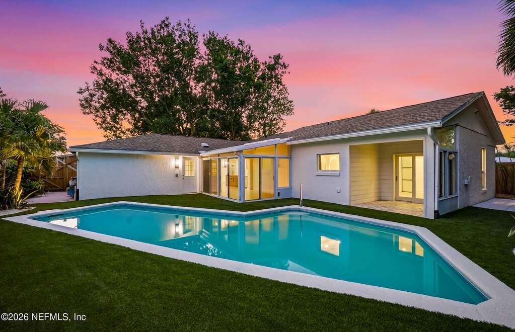 4 Bedroom Single Family Home/House's Image 22