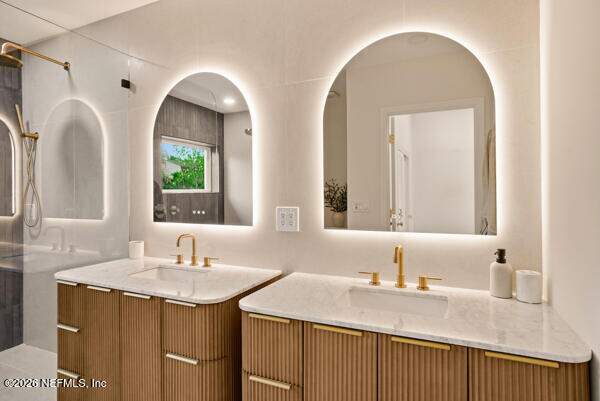 4 Bedroom Single Family Home/House's Image 34