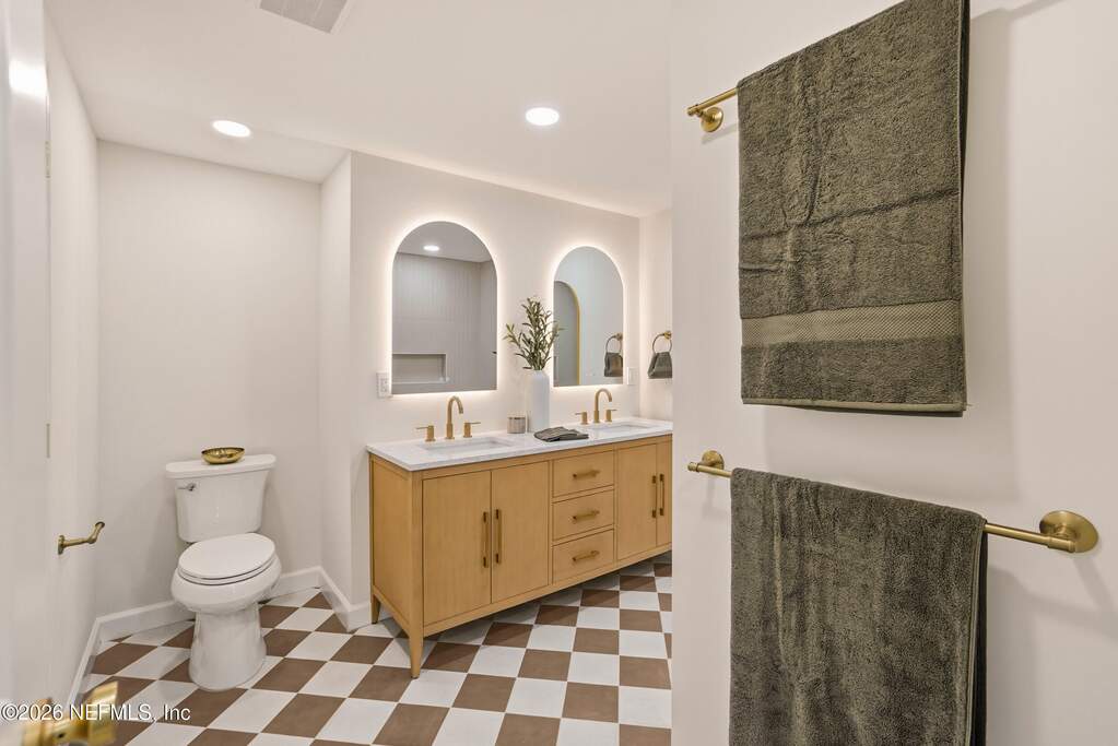 4 Bedroom Single Family Home/House's Image 43