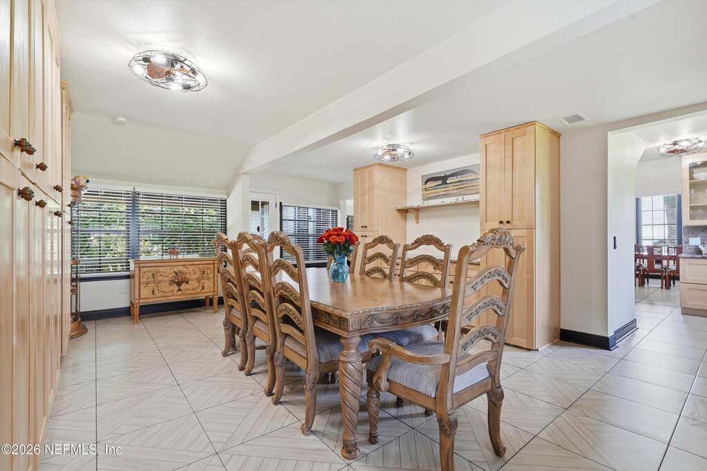 3 Bedroom Single Family Home/House's Image 12