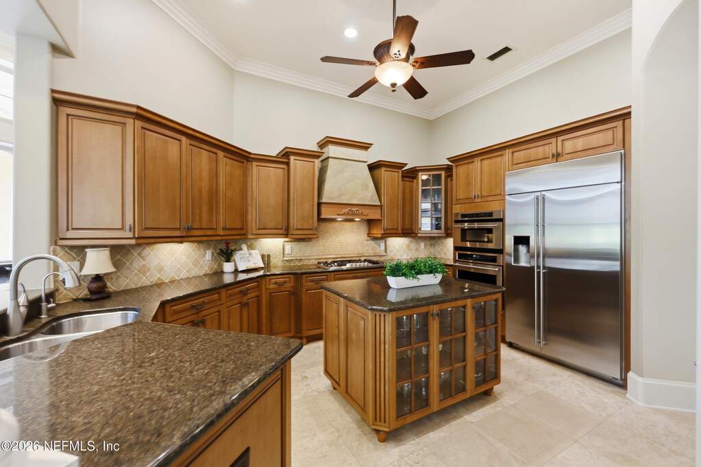 4 Bedroom Single Family Home/House's Image 10