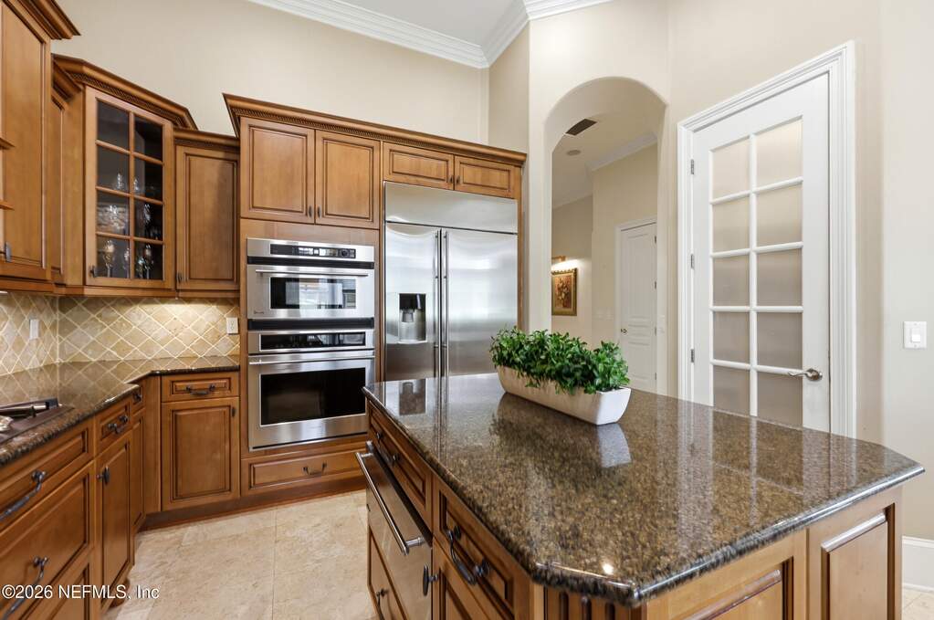 4 Bedroom Single Family Home/House's Image 14