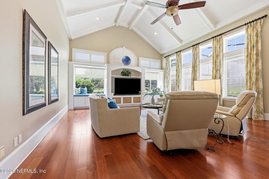 4 Bedroom Single Family Home/House's Image 29