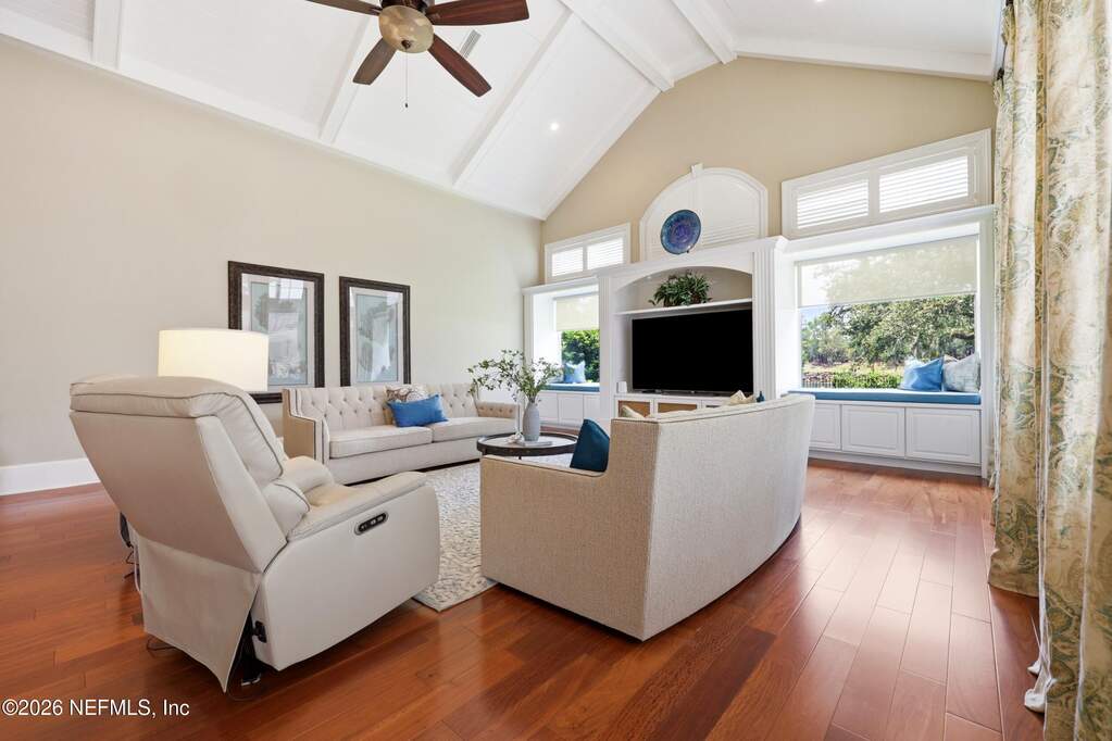 4 Bedroom Single Family Home/House's Image 30