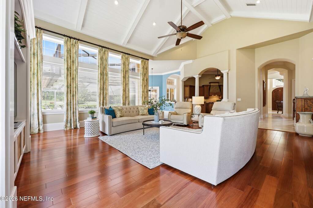 4 Bedroom Single Family Home/House's Image 31