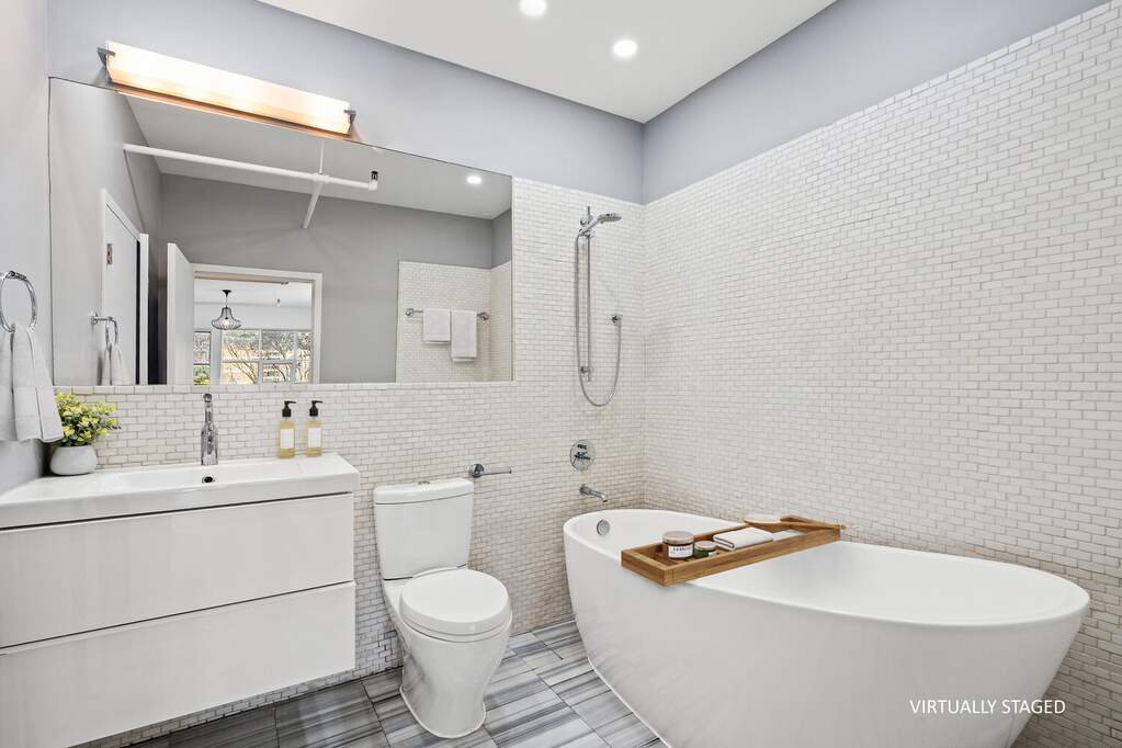 1 Bedroom Multi Unit's Image 6