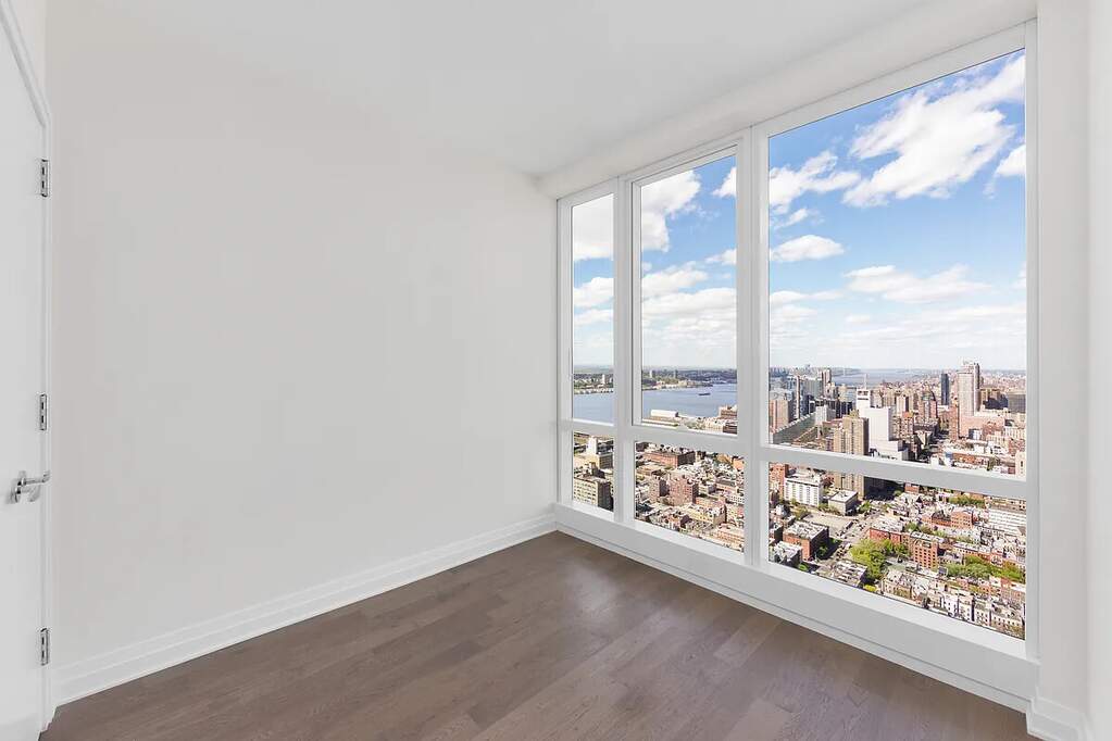 1 Bedroom Apartment/Flat's Image 3