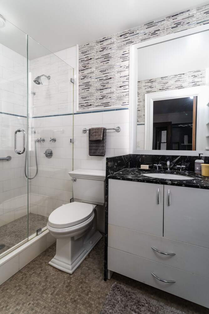 1 Bedroom Apartment/Flat's Image 8
