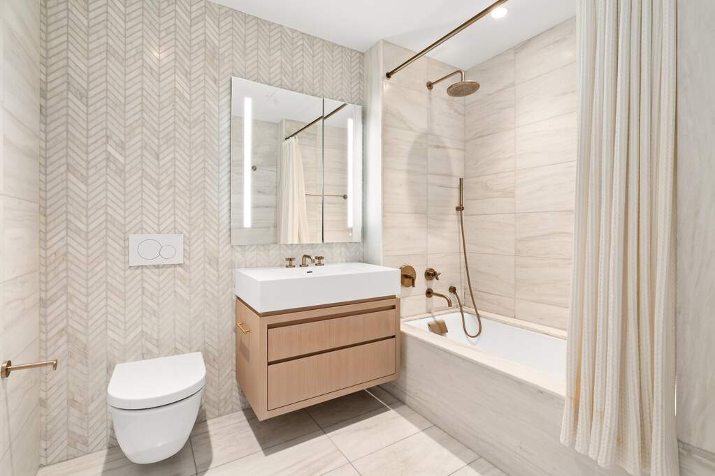 2 Bedroom Apartment/Flat's Image 6