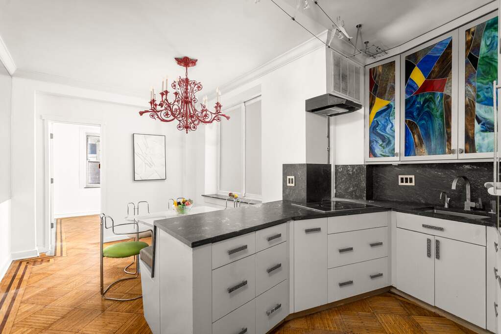2 Bedroom Multi Unit's Image 9