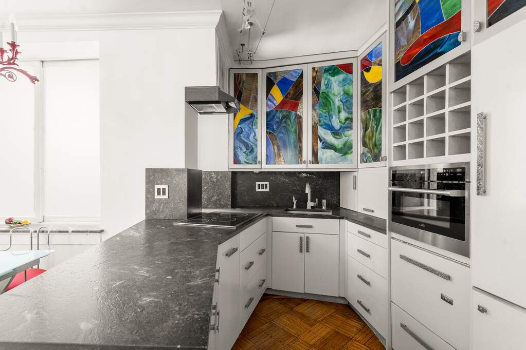 2 Bedroom Multi Unit's Image 11