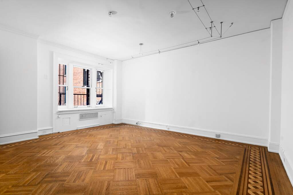 2 Bedroom Multi Unit's Image 4